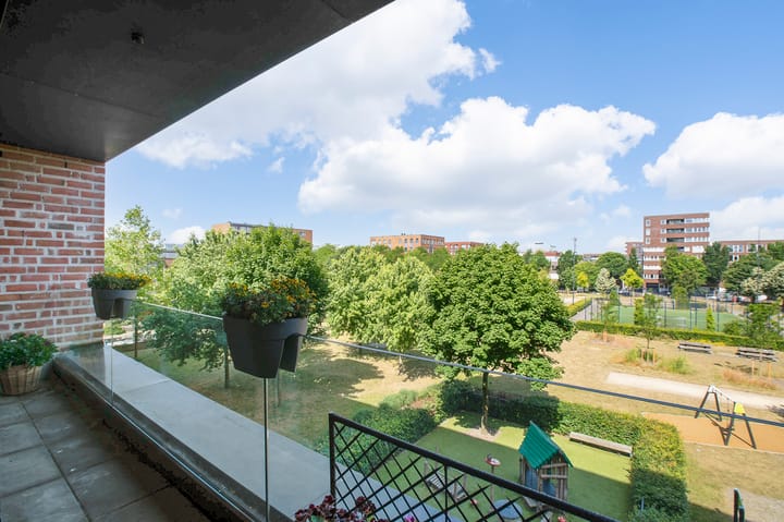 Photo 2 of Erich Salomonstraat 124