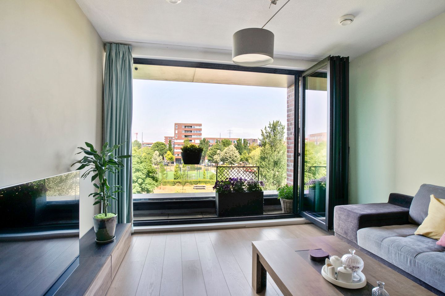 Foto 10 van Erich Salomonstraat 124