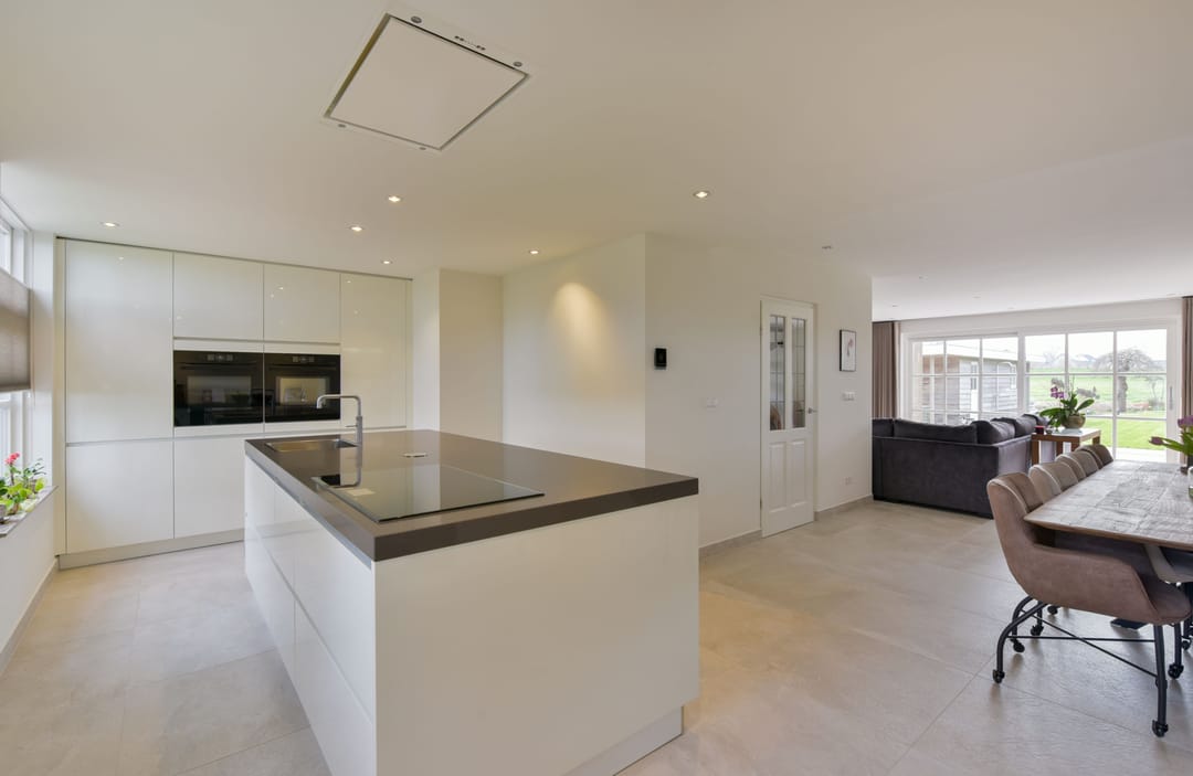 Luxurious Renovated Villa with Private Sauna and Green Views in Wilnis — 11