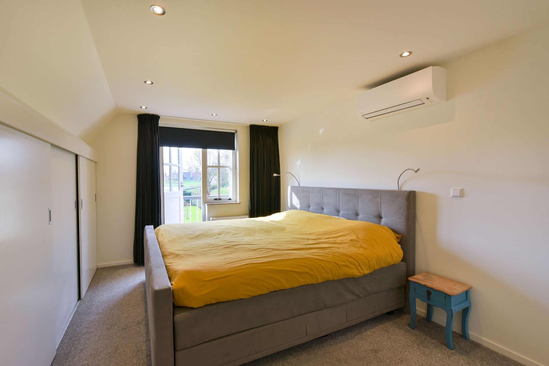 Luxurious Renovated Villa with Private Sauna and Green Views in Wilnis — 19