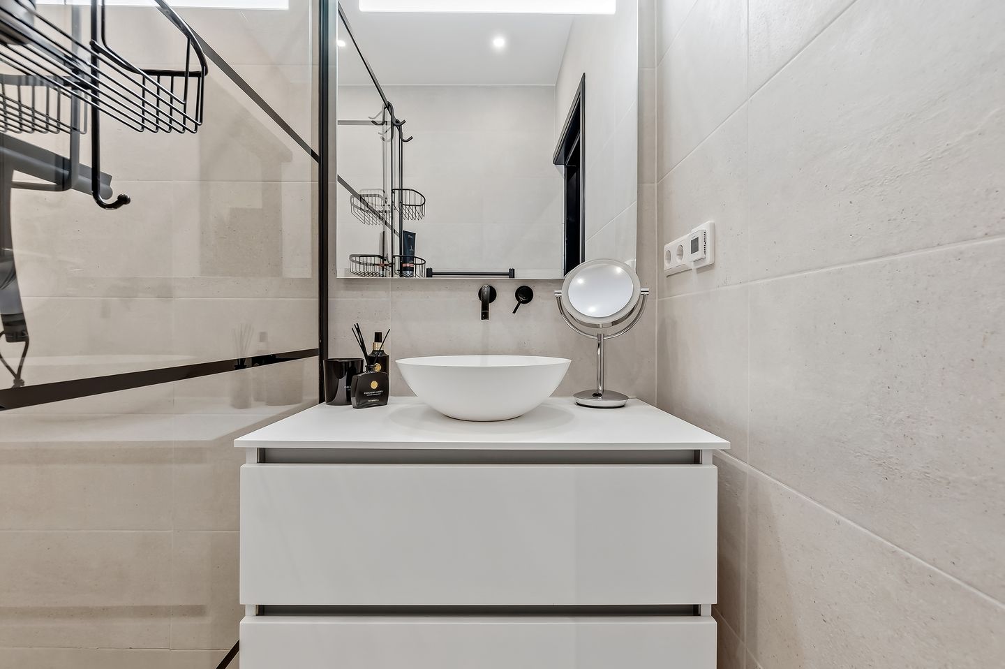 Photo 40 of Valkenboskade 616