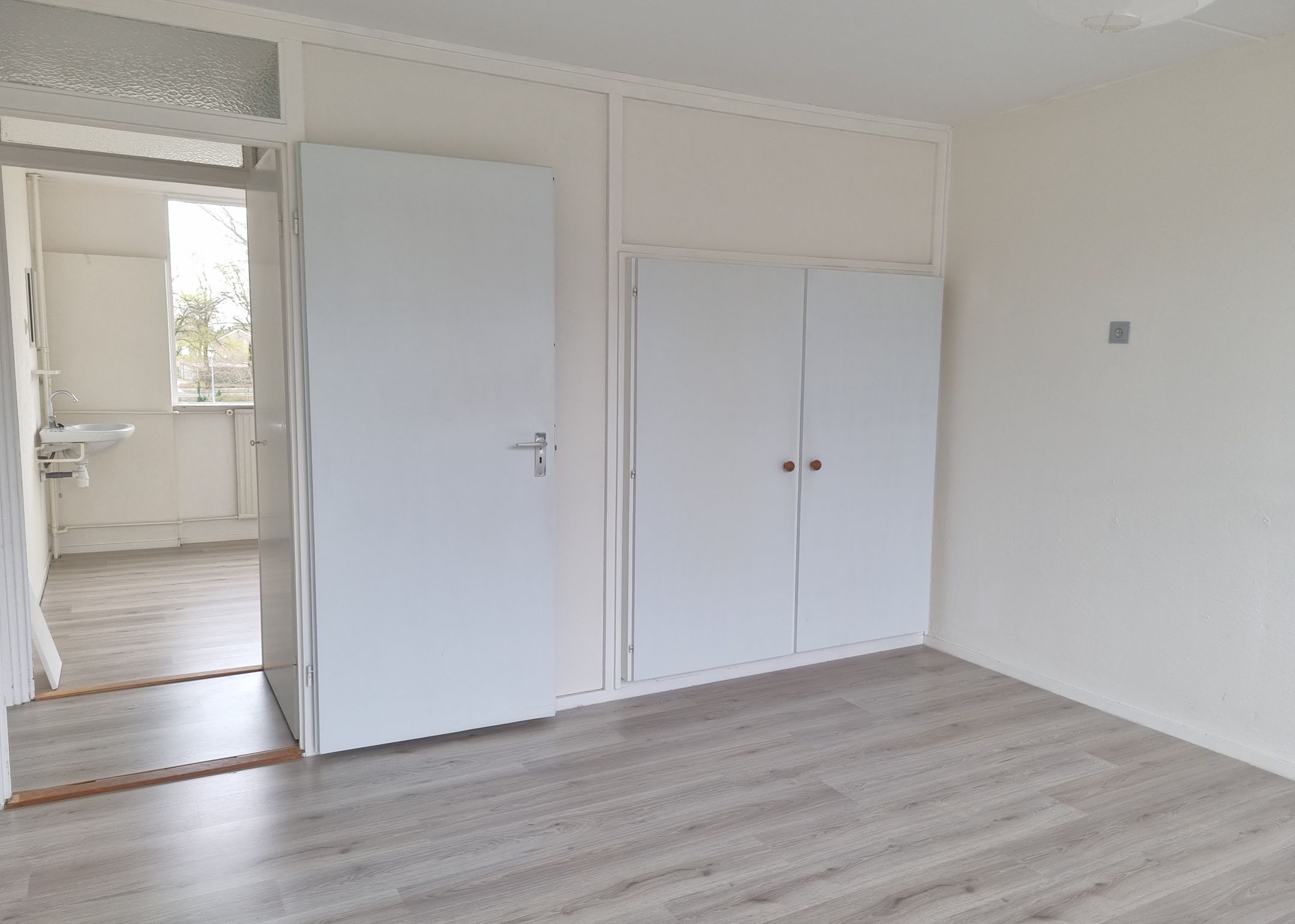 Photo 9 of Donaustraat 127