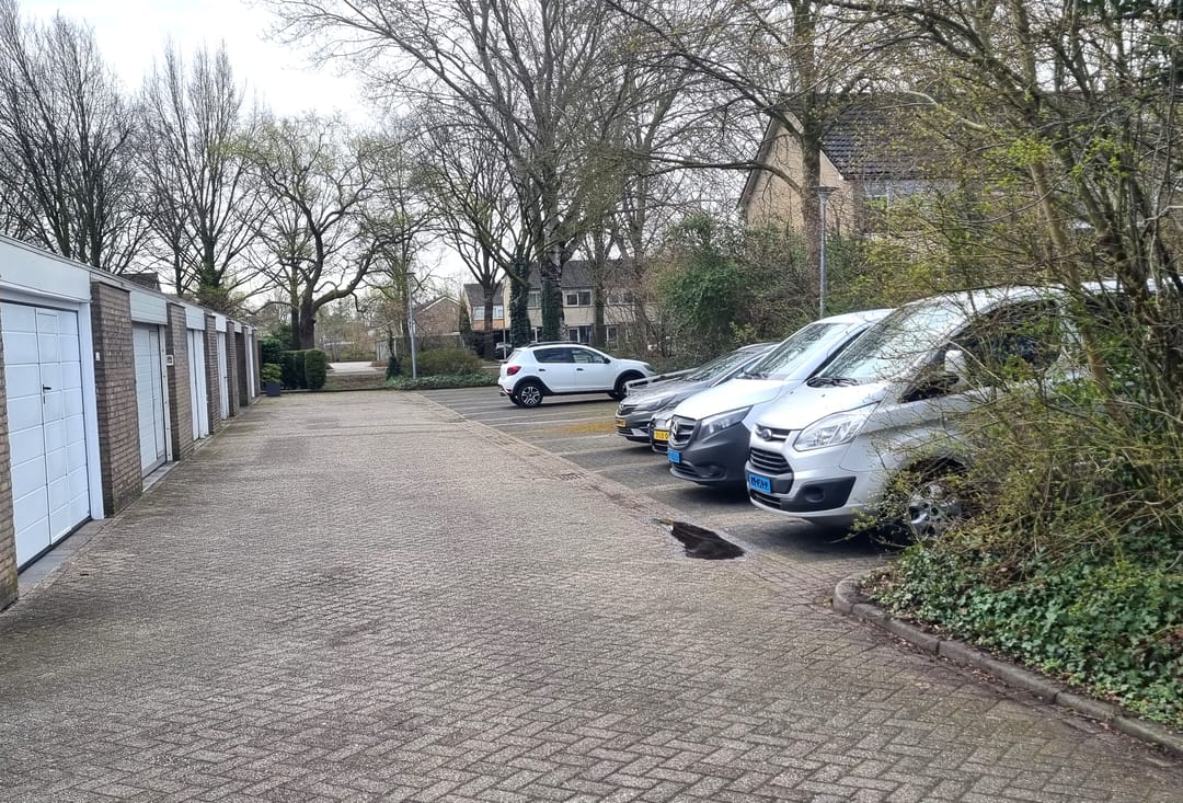 Photo 17 of Donaustraat 127