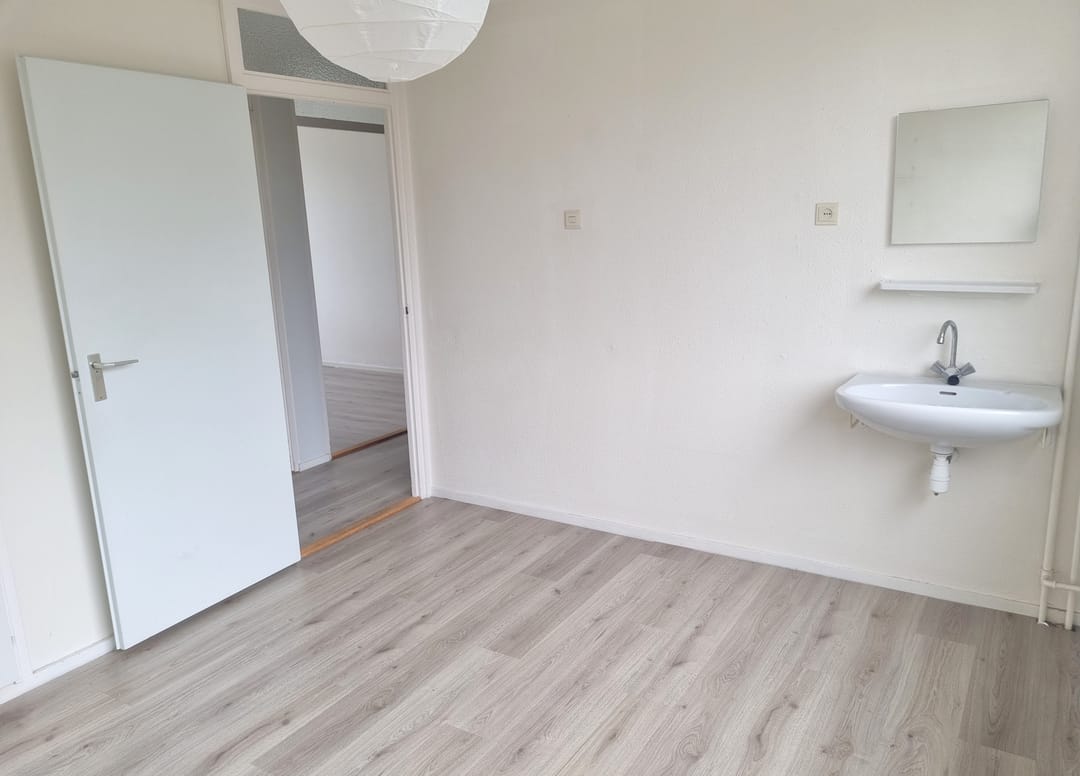 Photo 11 of Donaustraat 127