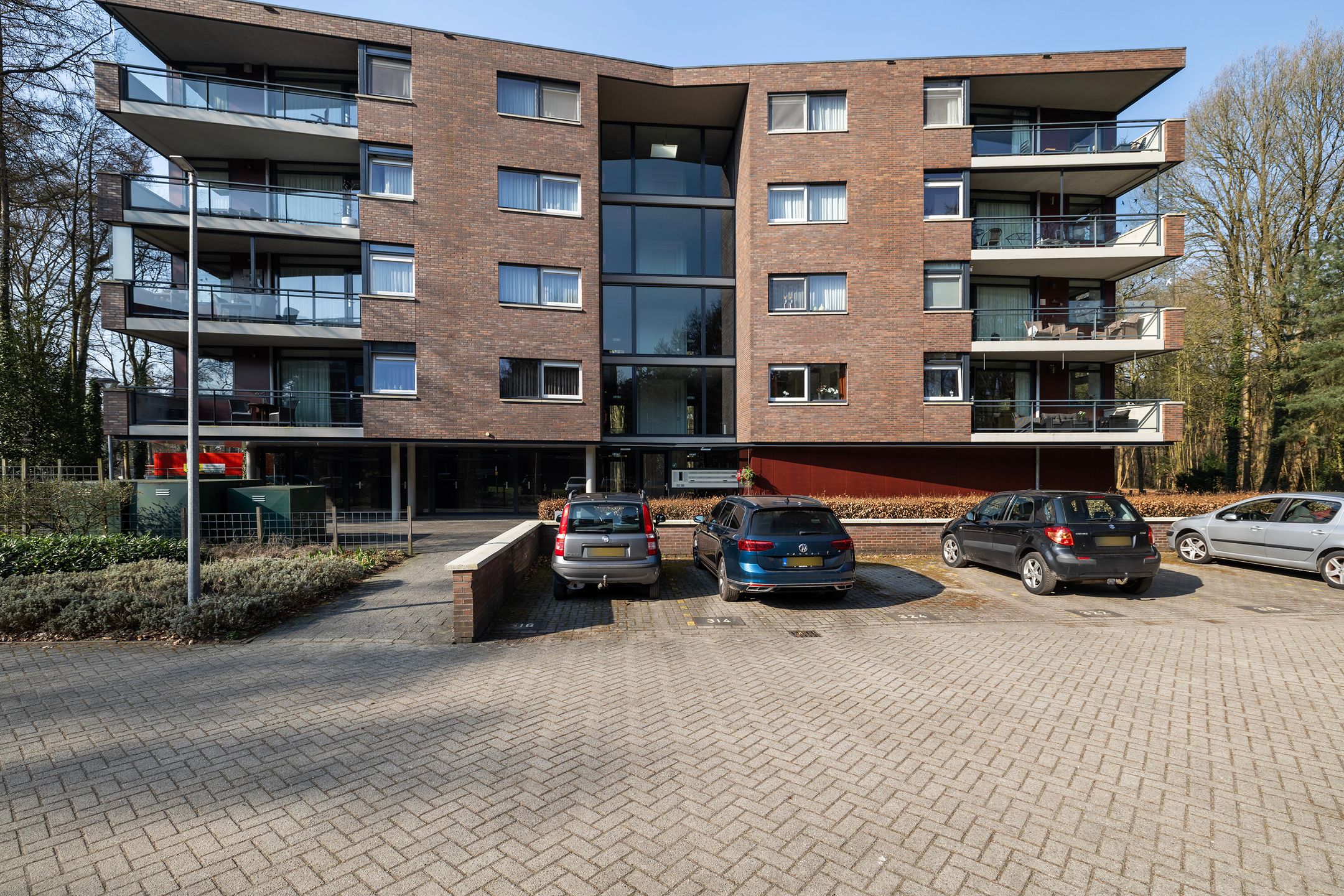 Photo 33 of Warmeerweg 324