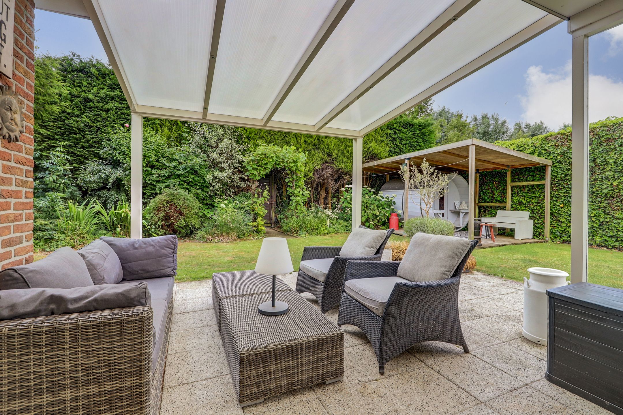 2-bedroom freehold villa in Wolphaartsdijk — photo 3 of 5