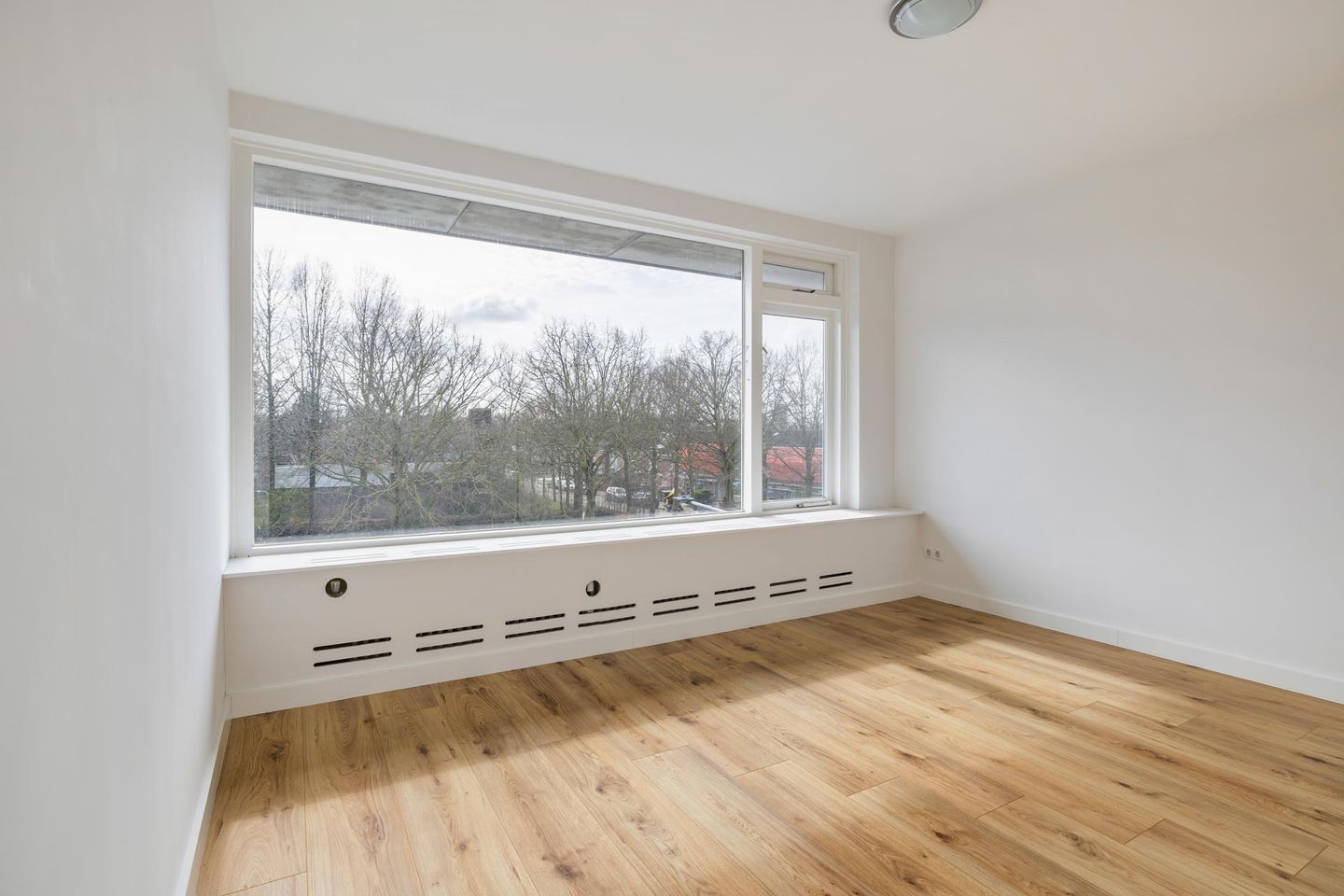 Foto 34 van Maaseikstraat 10-A