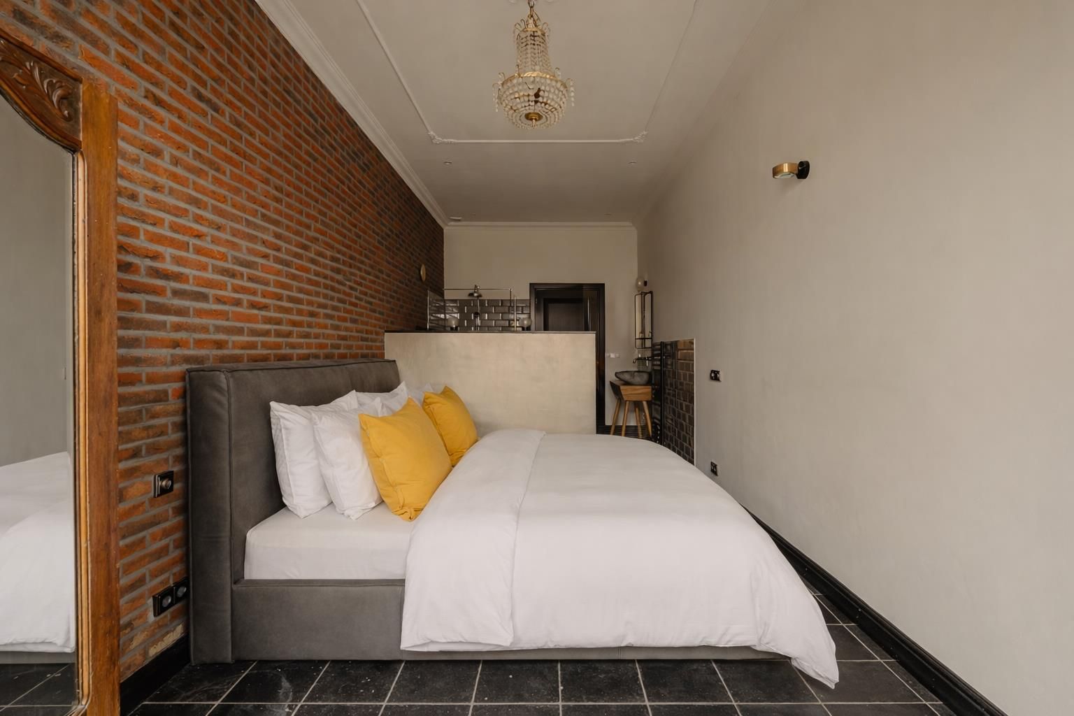 Charming Renovated Corner House from 1906 with Garden and Four Bedrooms — 21