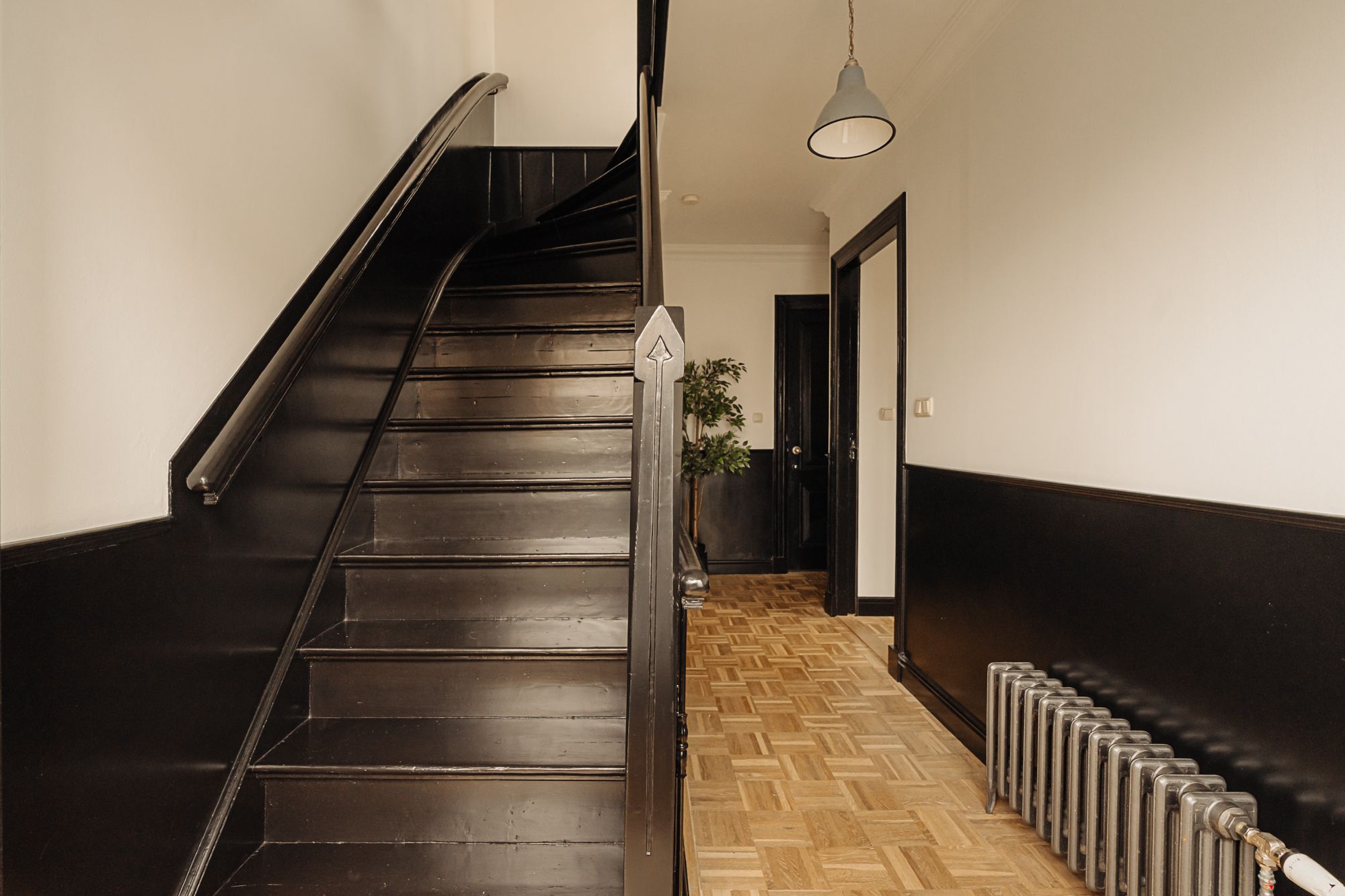 Charming Renovated Corner House from 1906 with Garden and Four Bedrooms — 27