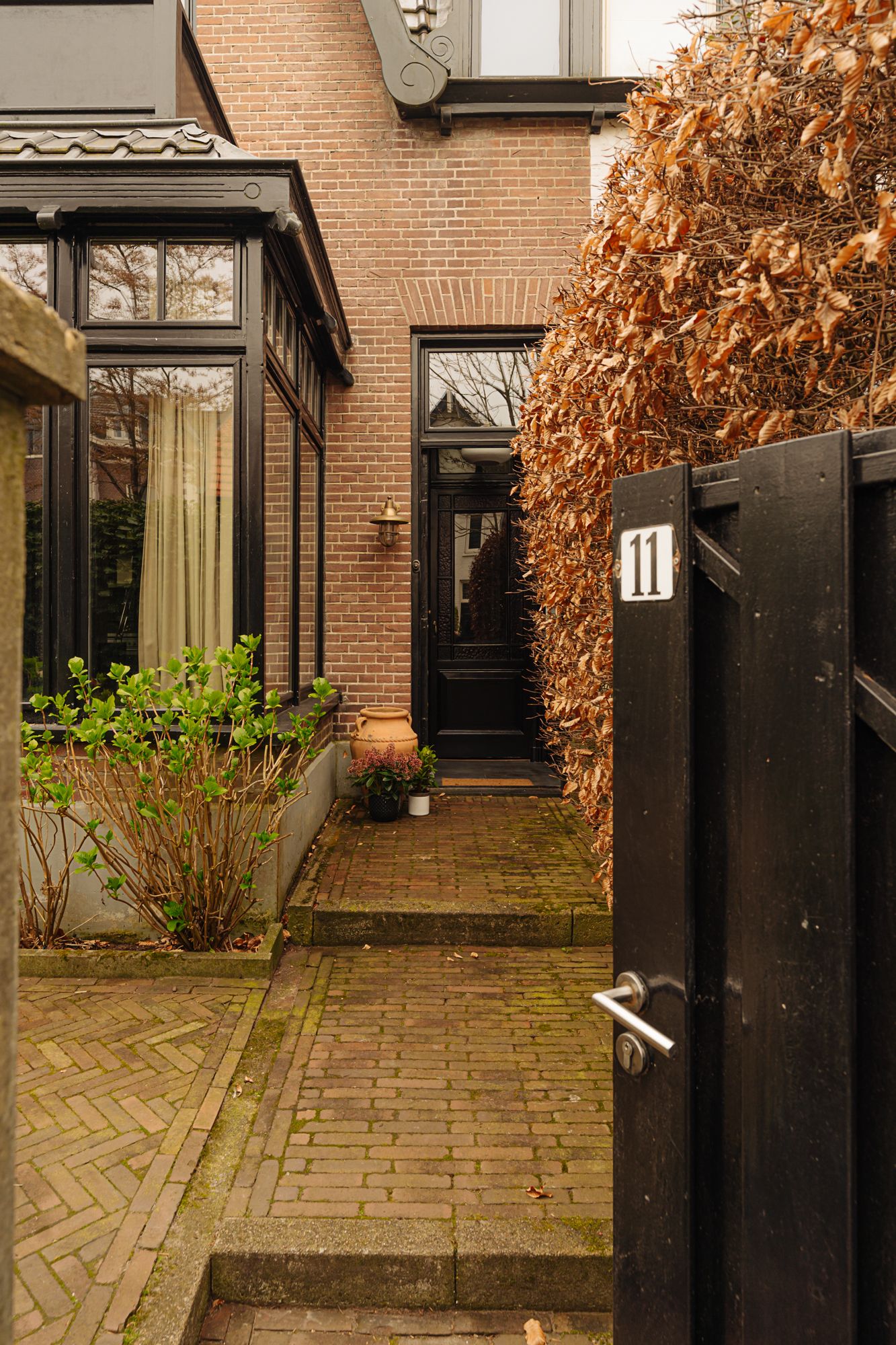 Charming Renovated Corner House from 1906 with Garden and Four Bedrooms — 36