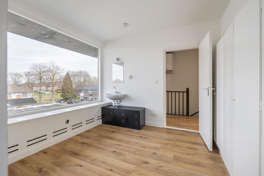 Foto 32 van Maaseikstraat 10-A