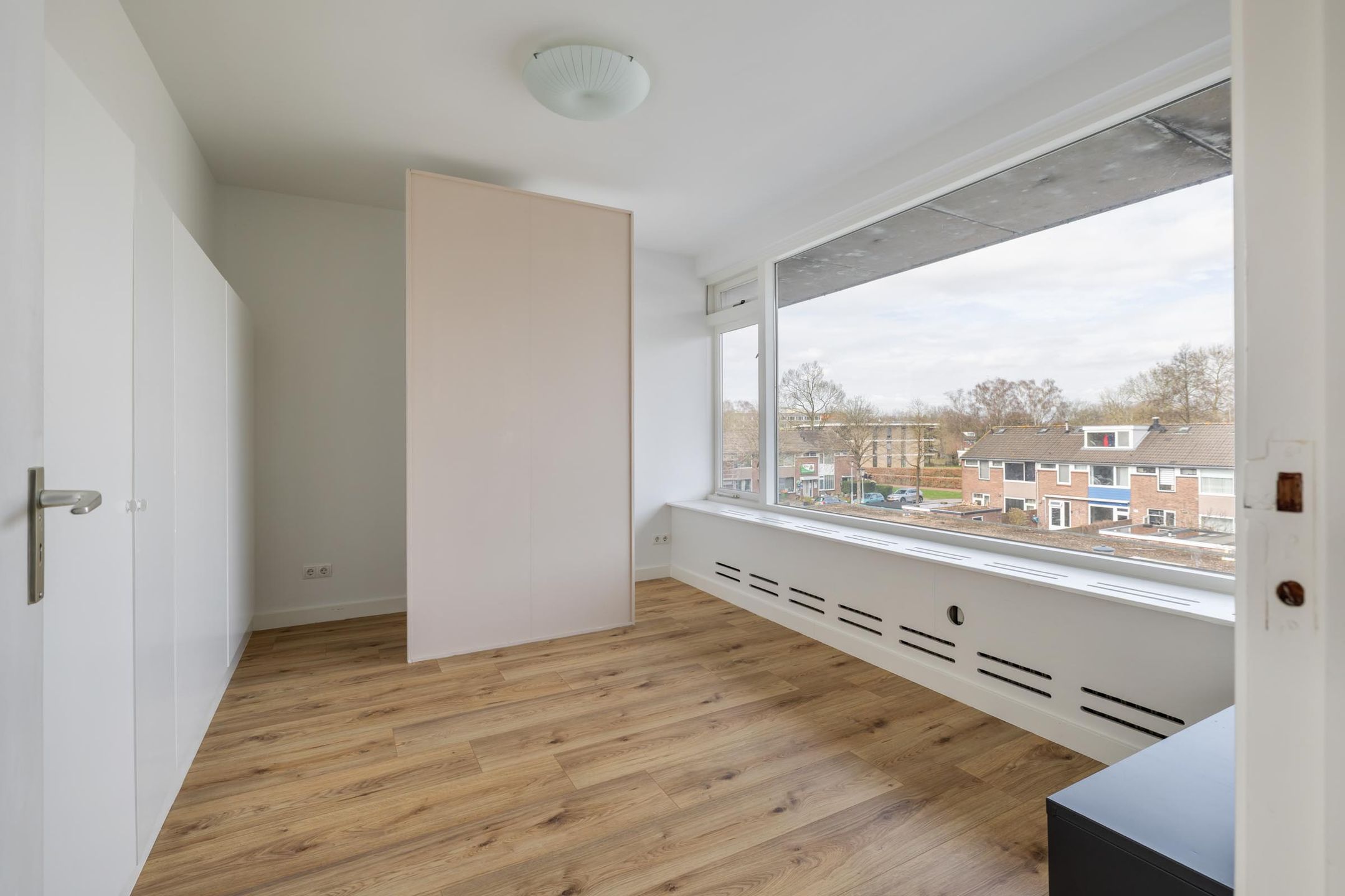 Foto 30 van Maaseikstraat 10-A