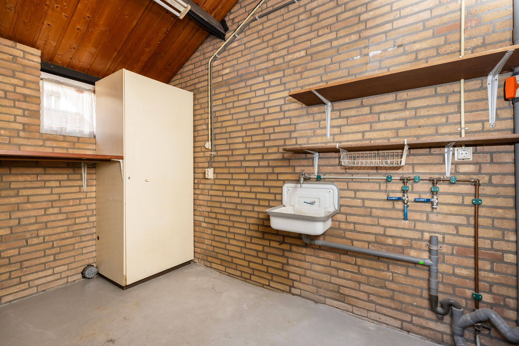 Foto 12 van Londenseplein 27