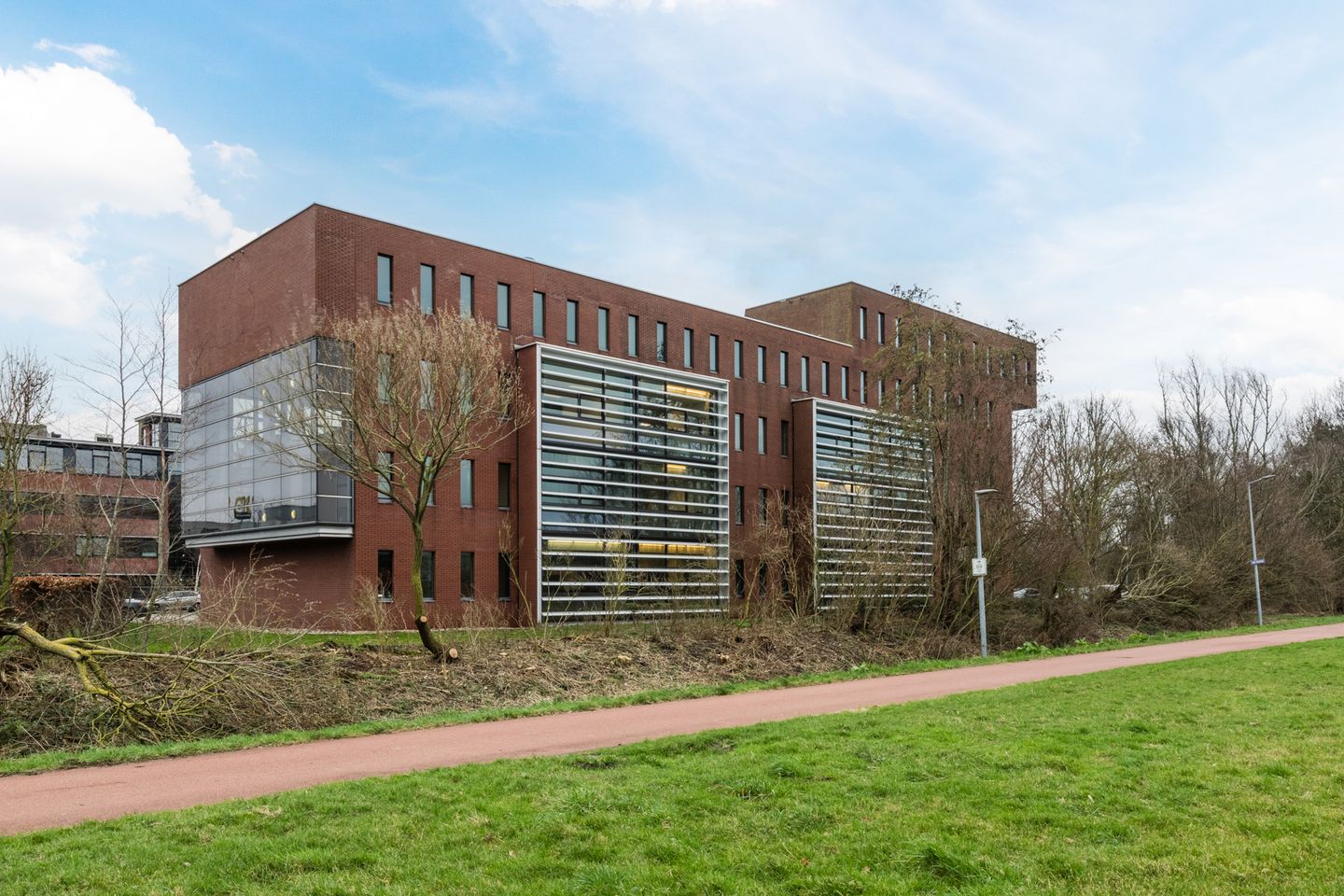 View photo 1 of Robijnstraat 96