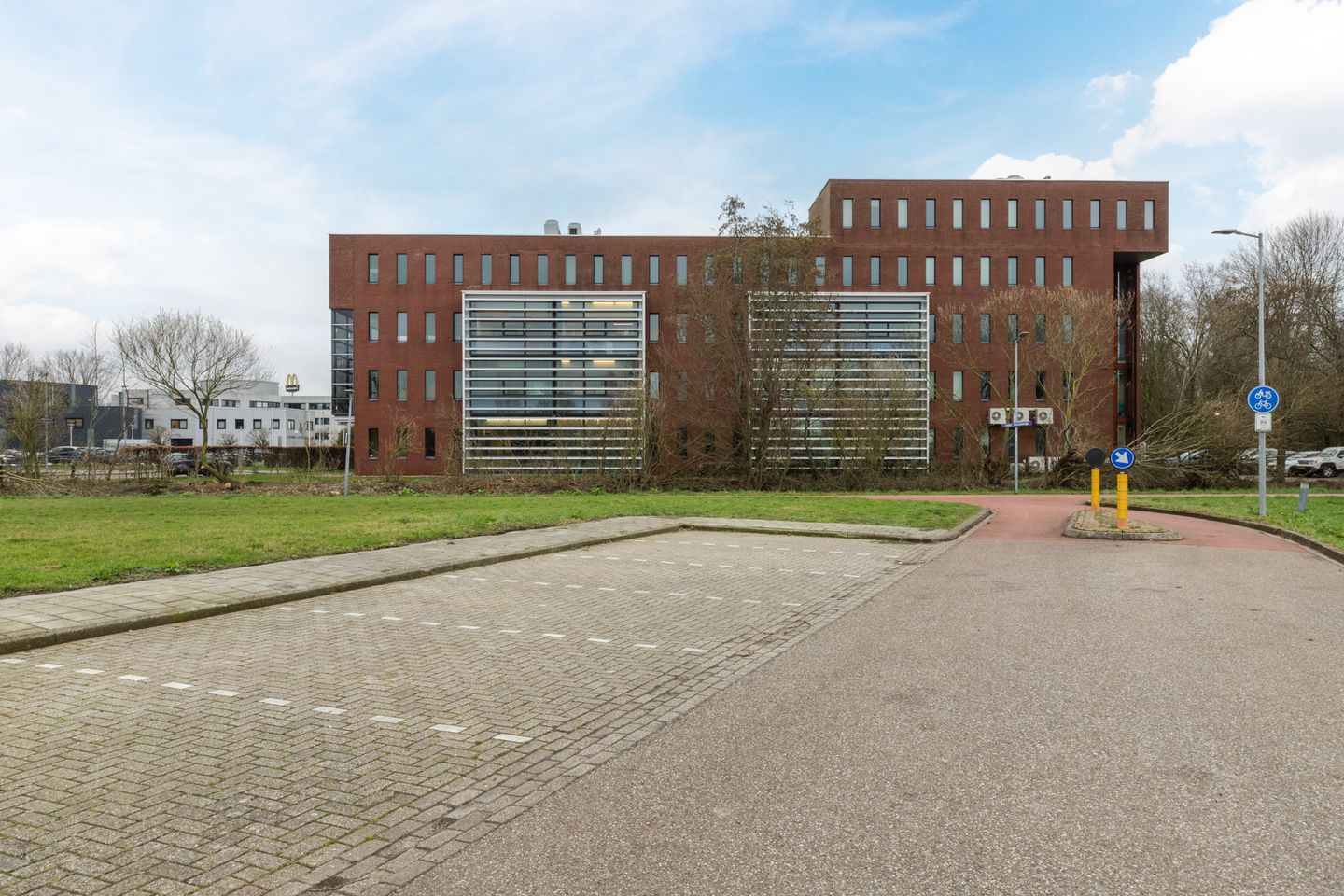 View photo 3 of Robijnstraat 96