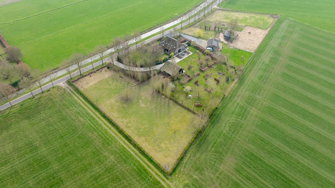 Photo 2 of Wijheseweg 5-A