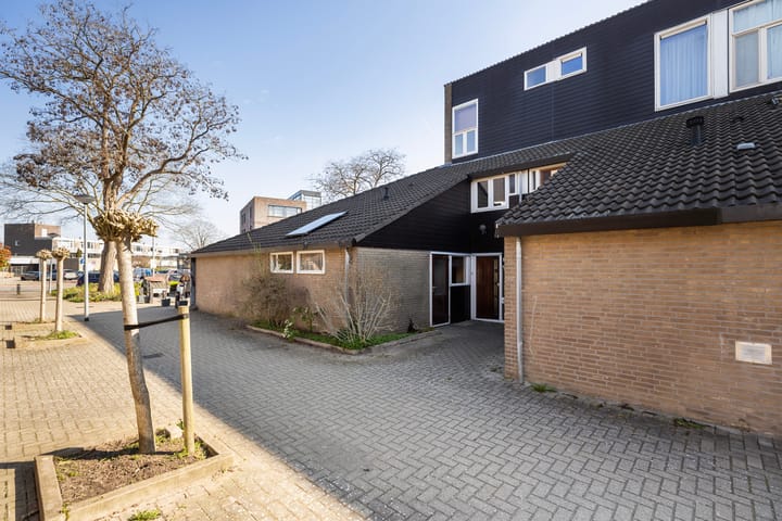 Foto 2 van Londenseplein 27