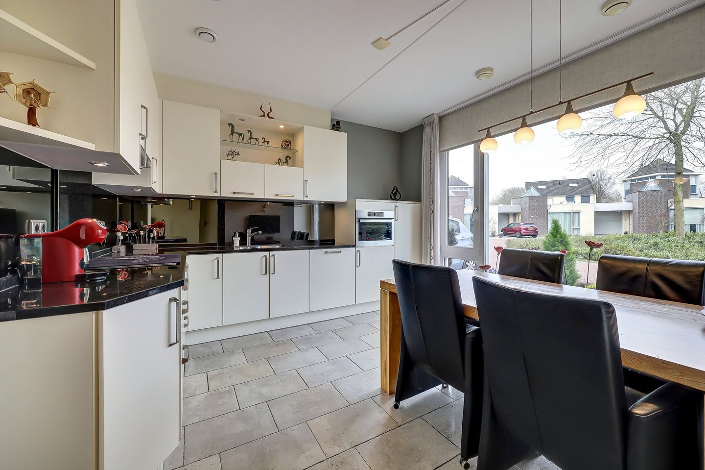 Foto 10 van Ericaplein 79