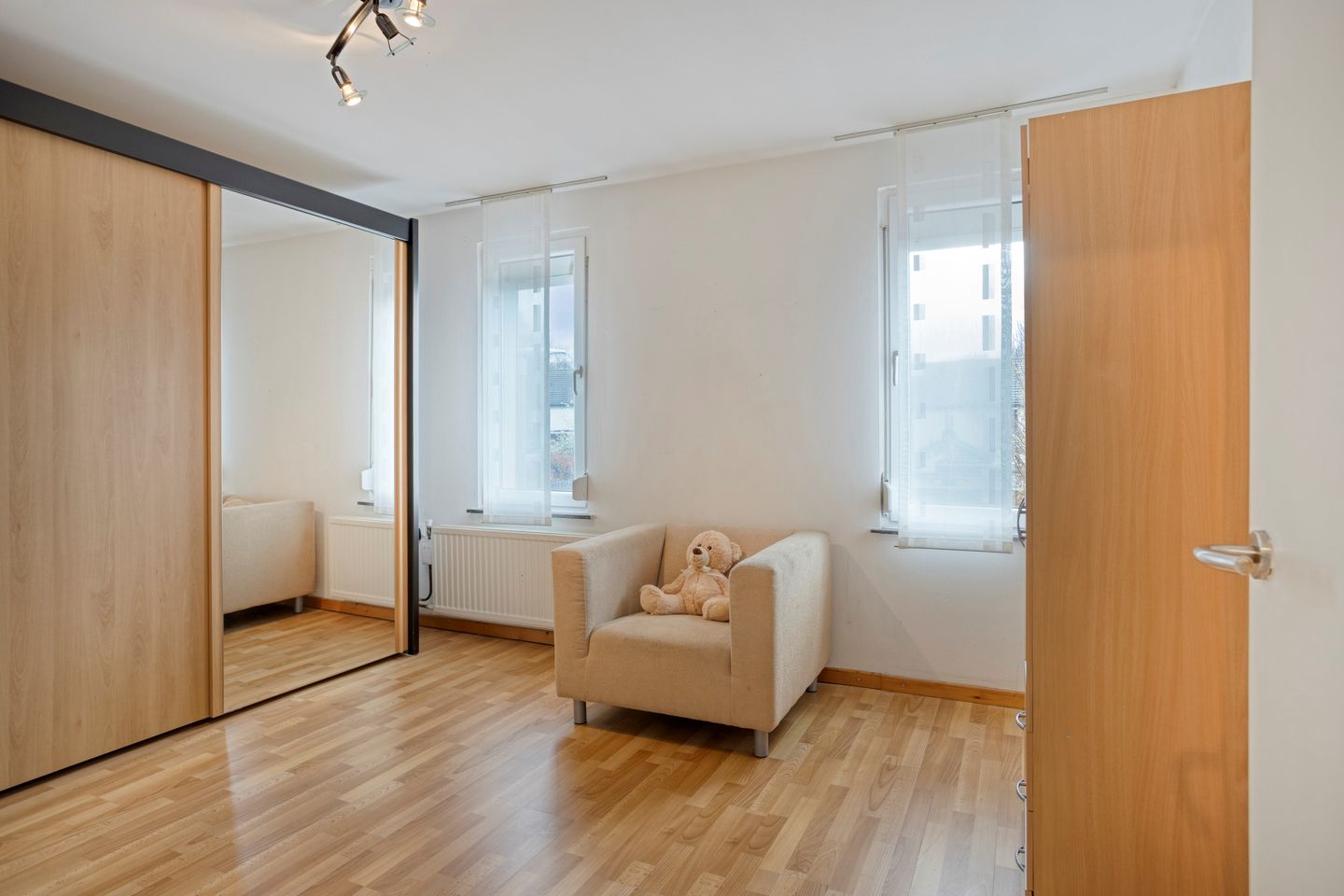 Foto 20 van Esdoornlaan 5