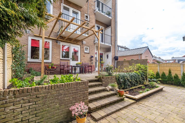 Photo 4 of Pieter de Hooghlaan 21