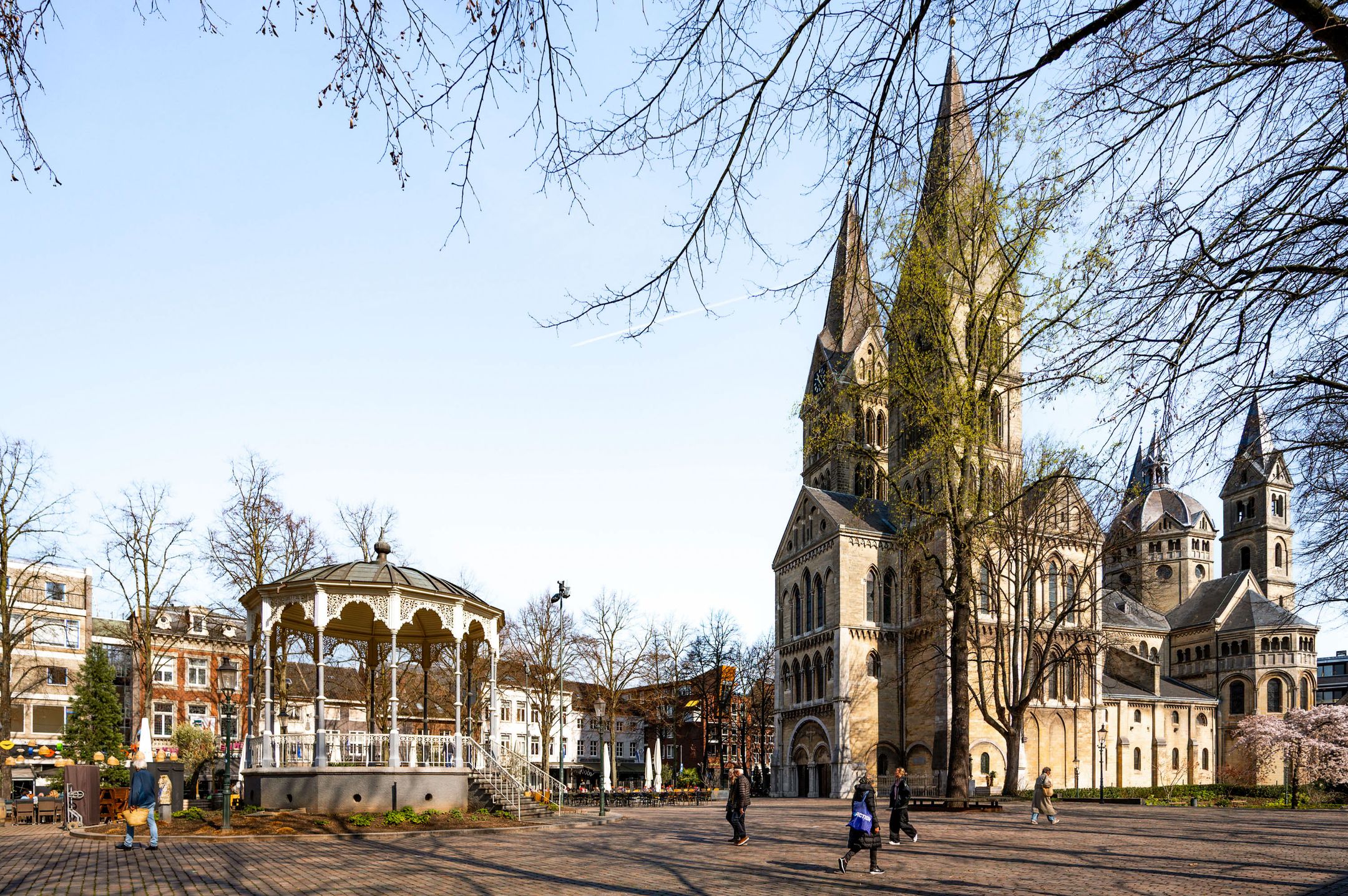 Foto 30 van Leliestraat 5