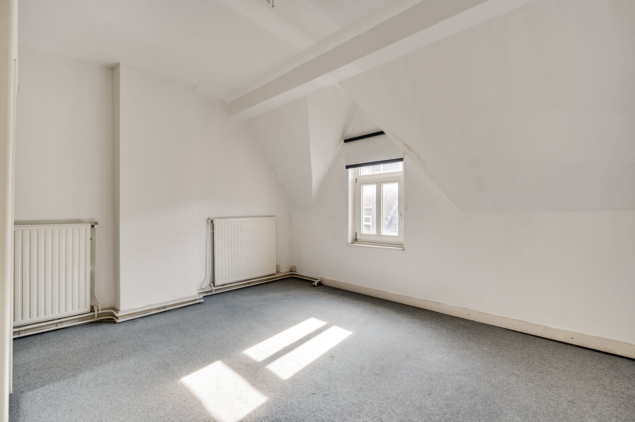 Foto 18 van Leliestraat 5