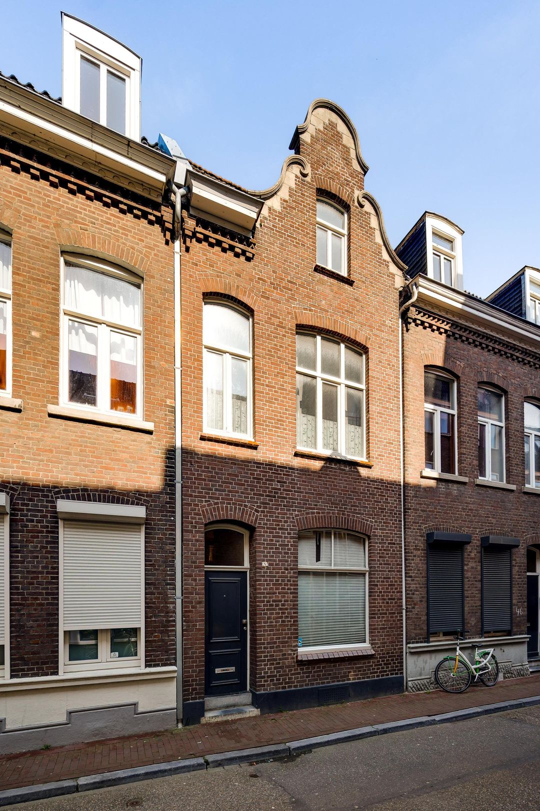 Foto 28 van Leliestraat 5