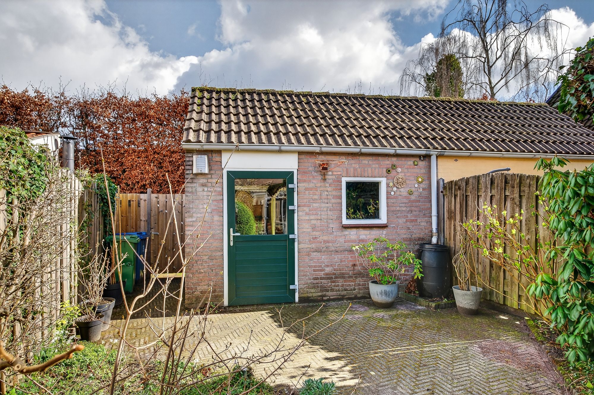Spacious and Bright Family Home with Sunroom in Quiet Schijndel Neighborhood — 20
