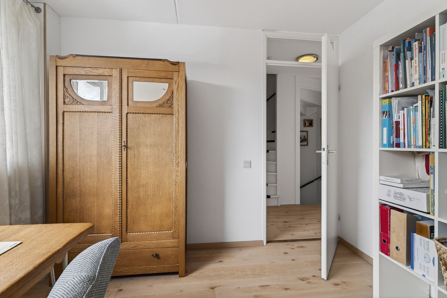 Spacious and Bright Family Home with Sunroom in Quiet Schijndel Neighborhood — 28