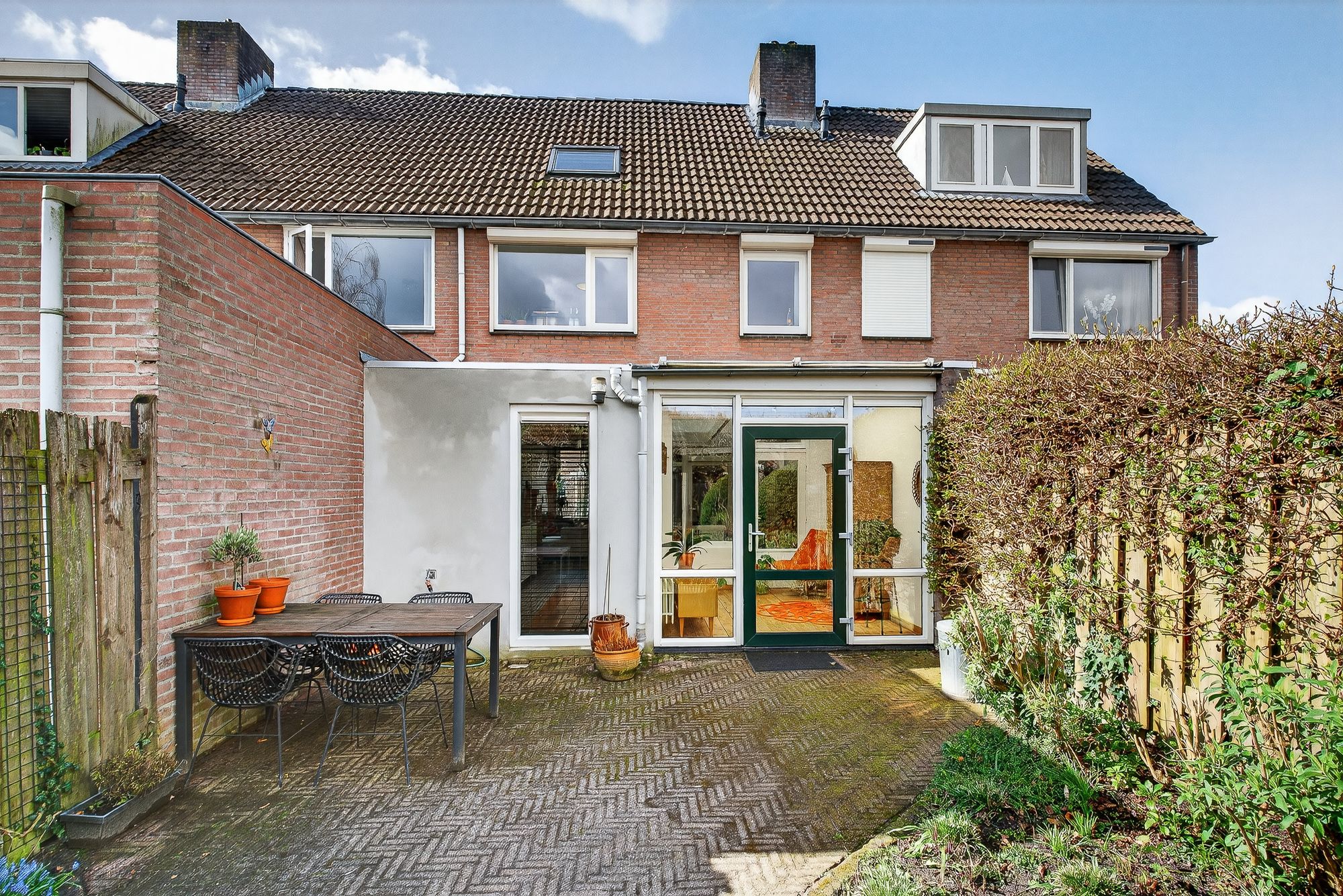 Spacious and Bright Family Home with Sunroom in Quiet Schijndel Neighborhood — 23