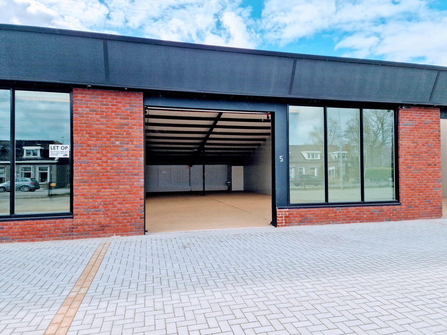 View photo 1 of Leemdijk 1-C