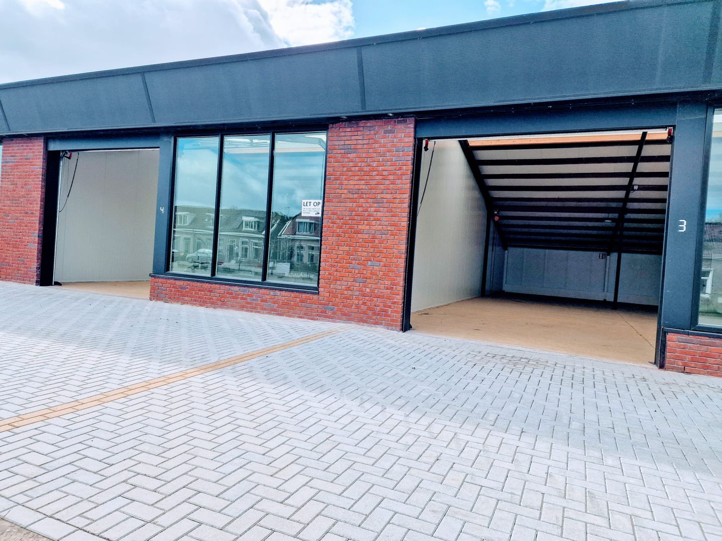 View photo 4 of Leemdijk 1-C