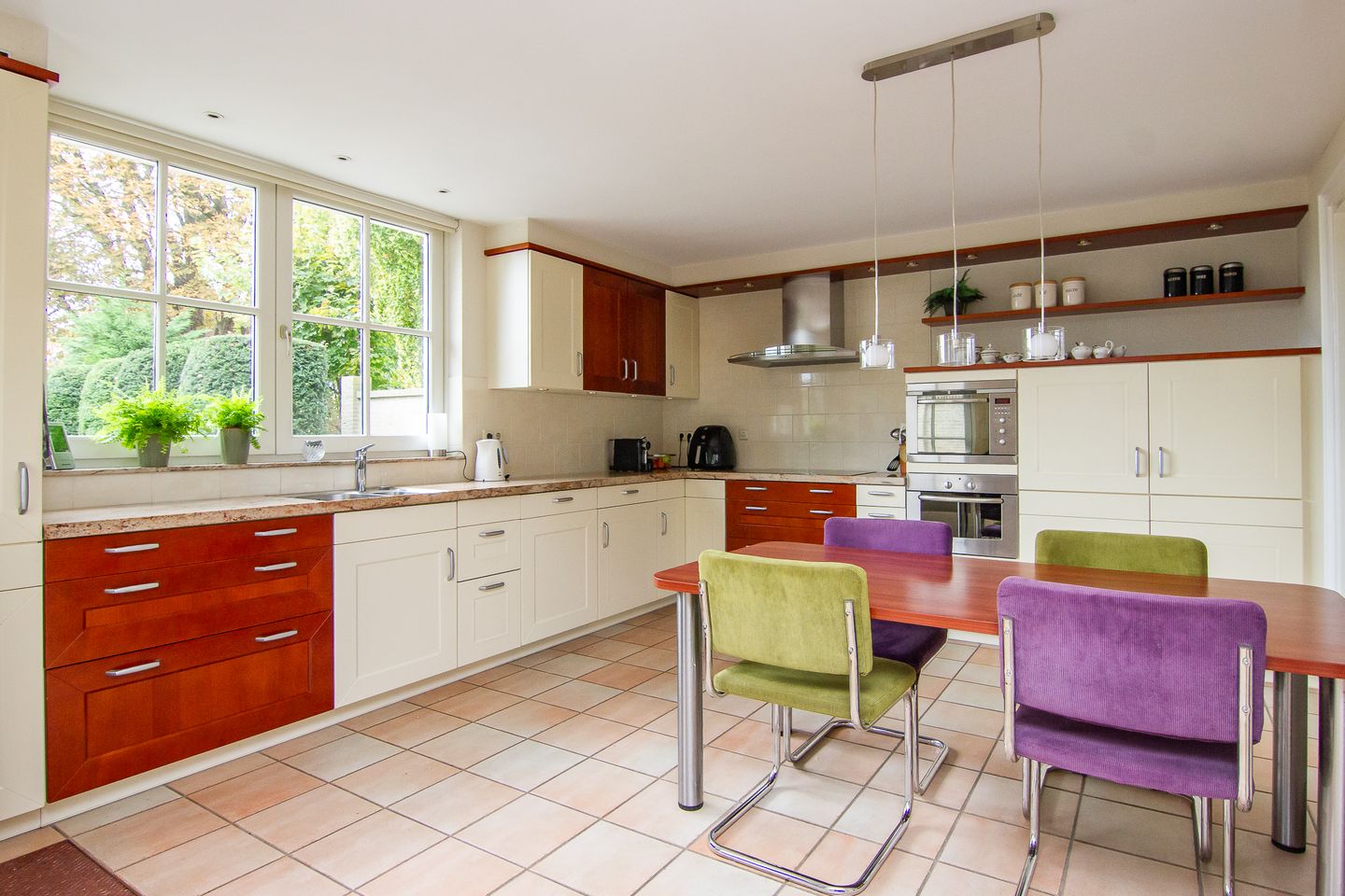 Spacious Semi-Detached Villa with Large Southwest-Facing Garden in Hillegom — 19