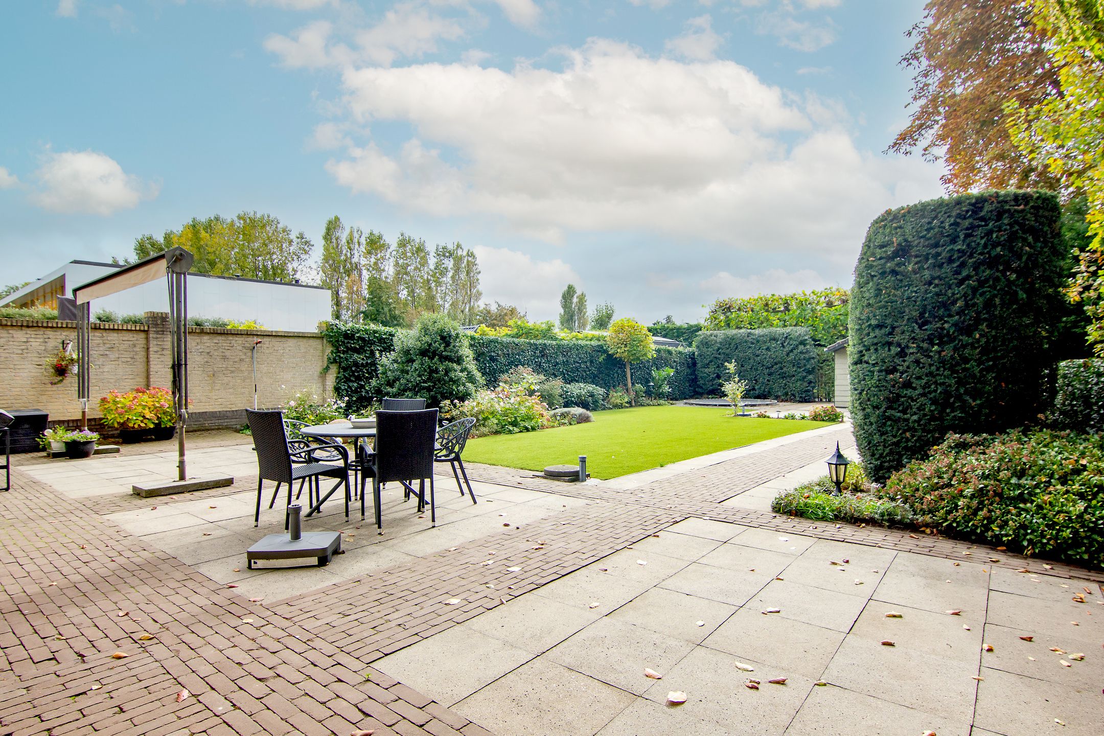 Spacious Semi-Detached Villa with Large Southwest-Facing Garden in Hillegom — 25