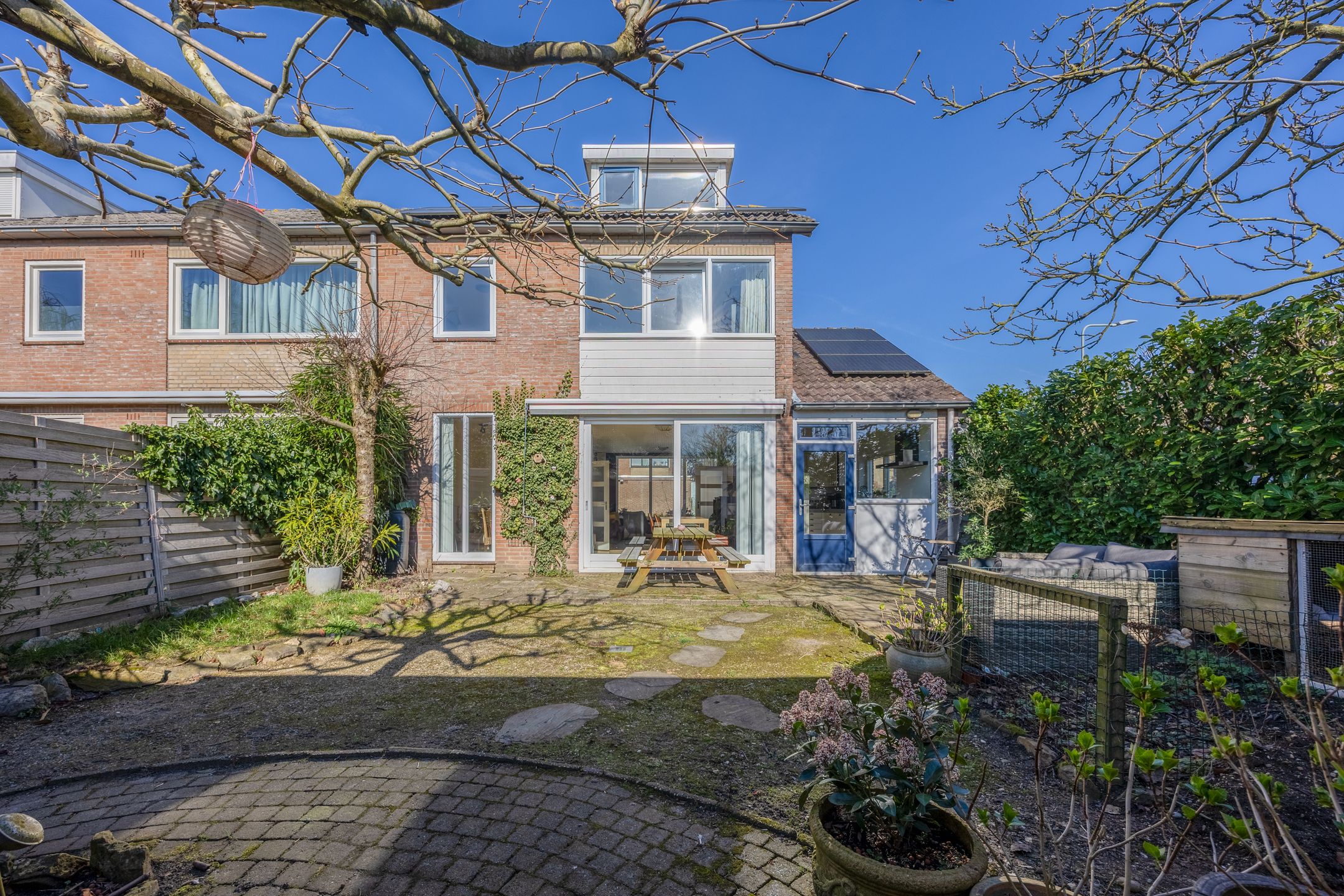 Spacious corner house with four bedrooms in quiet Molenhoek near the forest — 37
