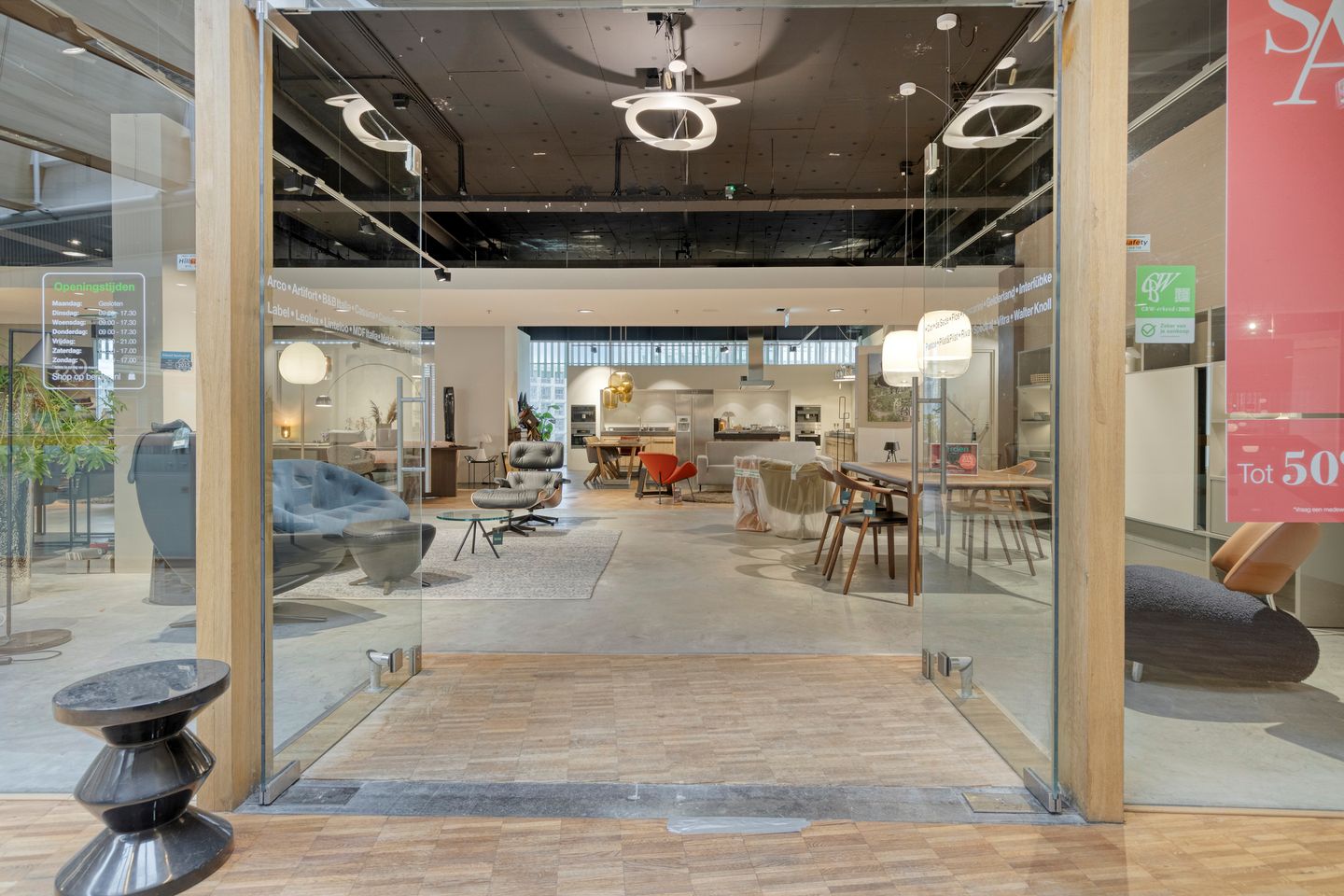 View photo 5 of Euromarkt 26