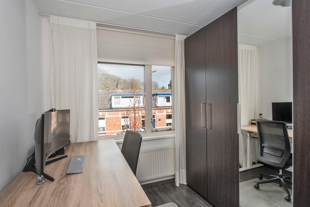 Photo 17 of Azelosestraat 7-B