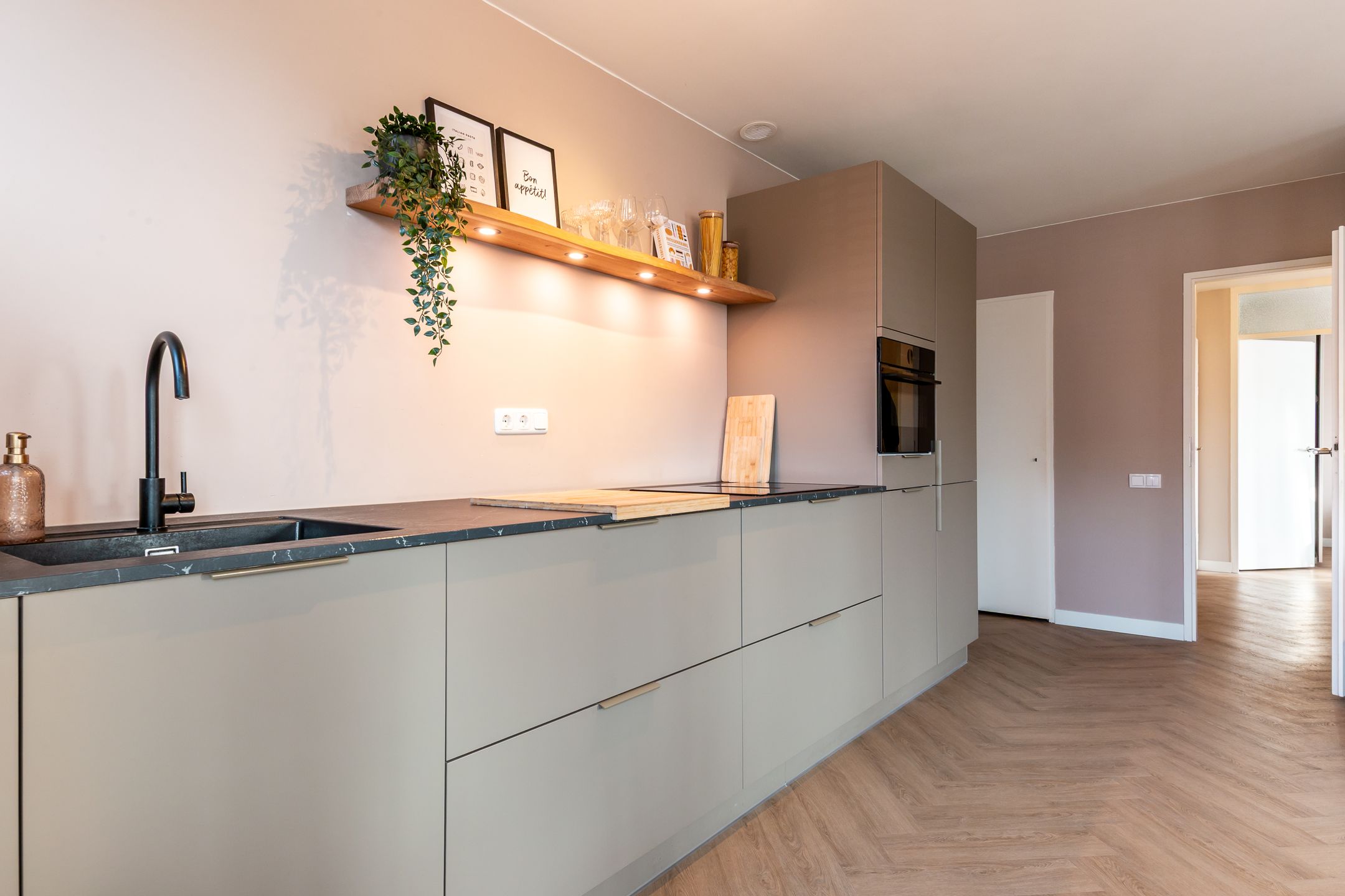 Photo 15 of Douwe Brouwerweg 47