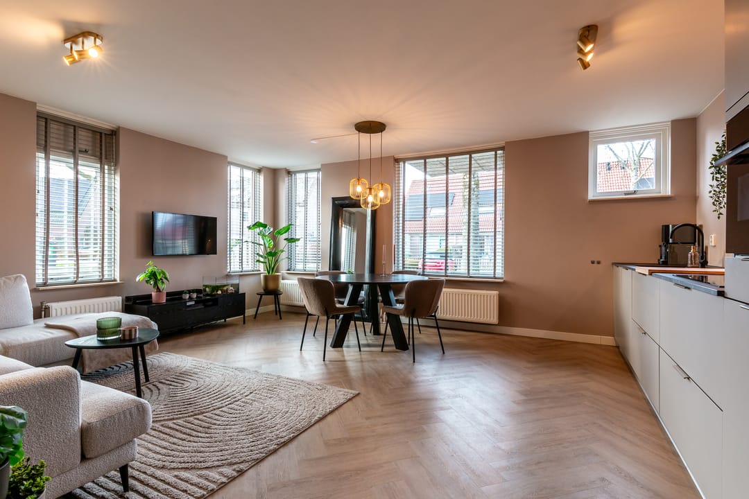 Photo 8 of Douwe Brouwerweg 47