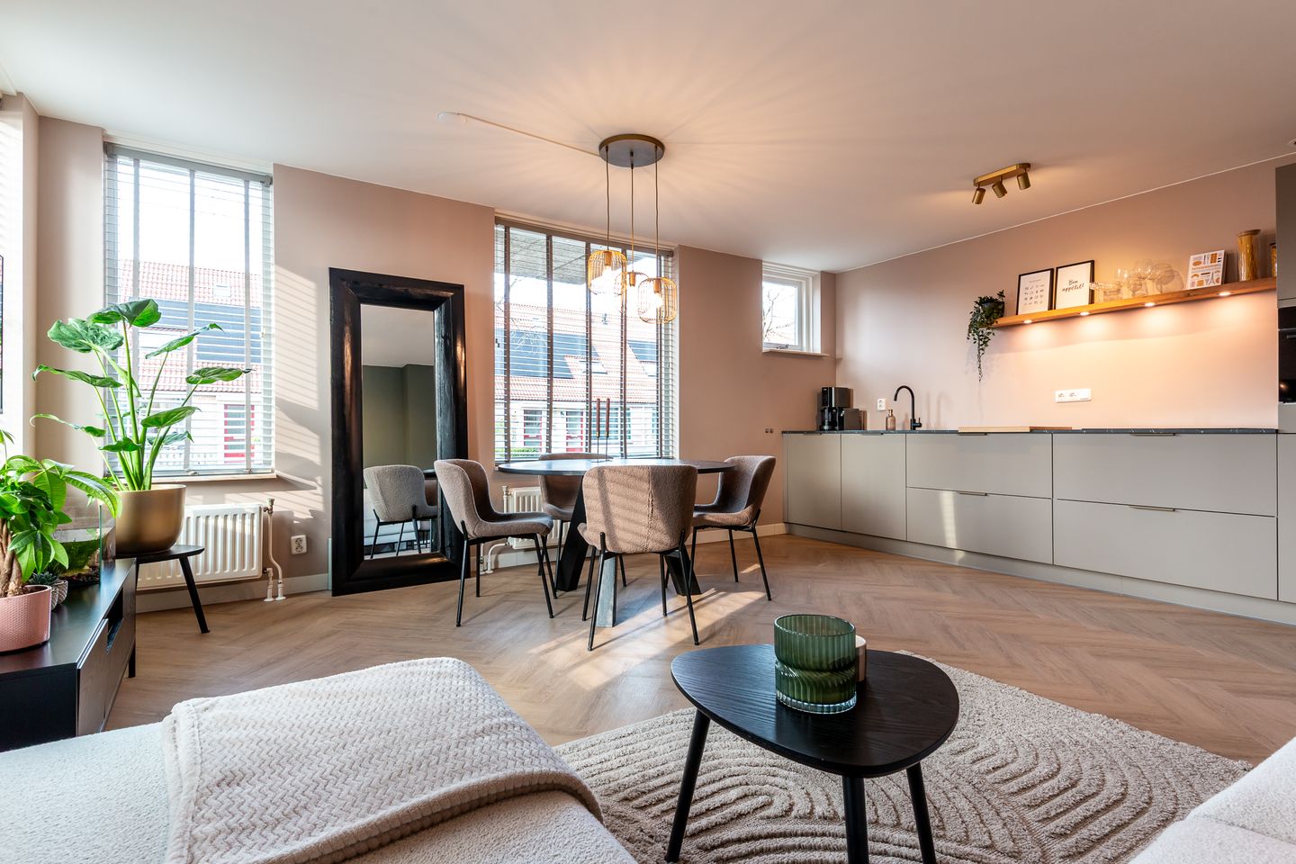 Photo 10 of Douwe Brouwerweg 47