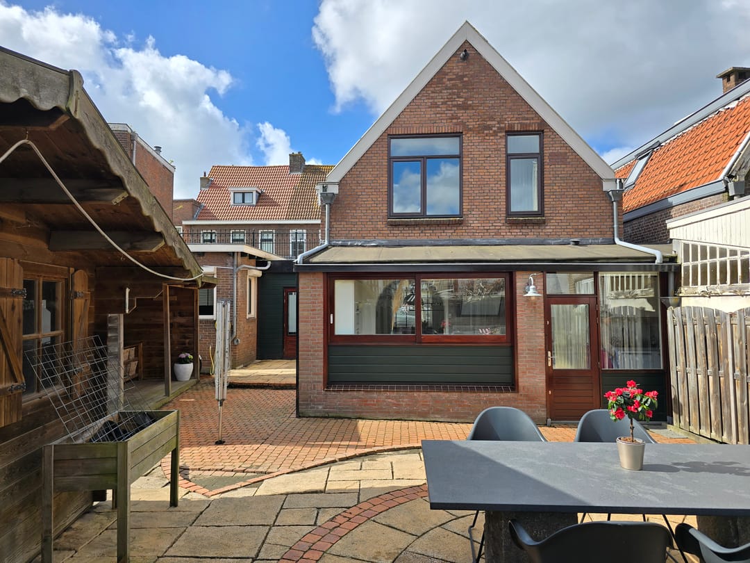 Photo 16 of Oranjestraat 2