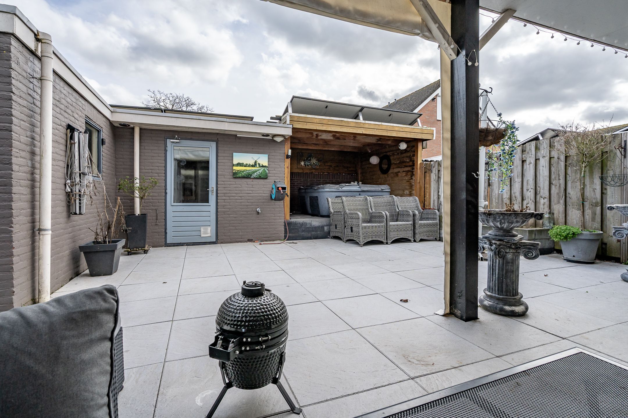 Foto 3 van J.E.S. Holthausstraat 1