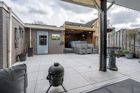 J.E.S. Holthausstraat 1 tertiary image