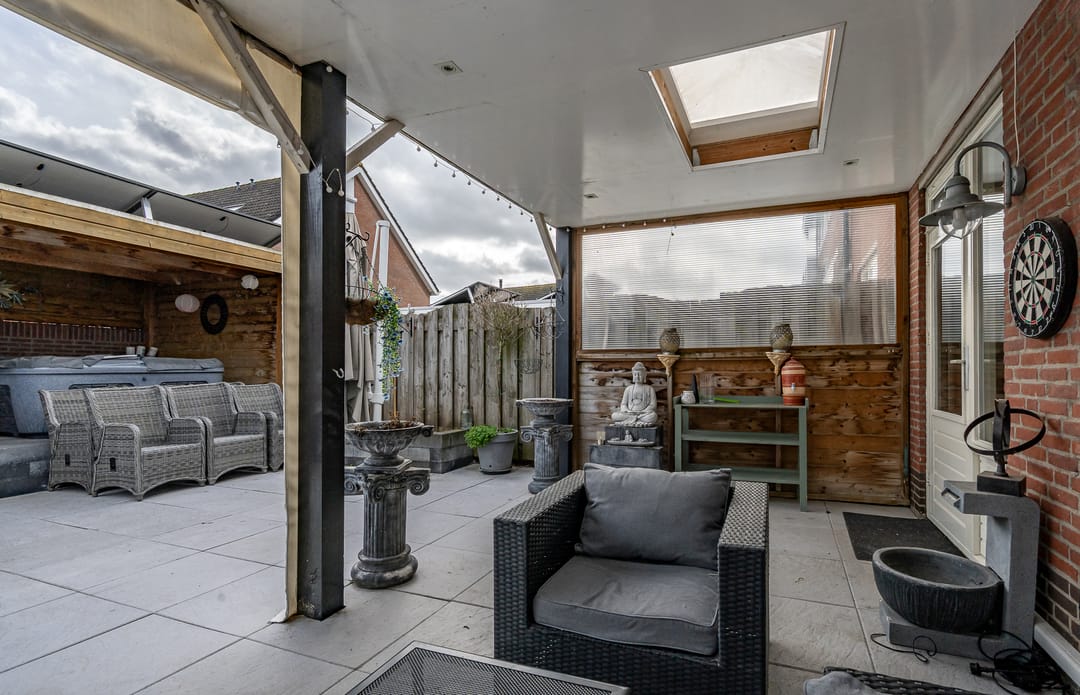 Foto 8 van J.E.S. Holthausstraat 1