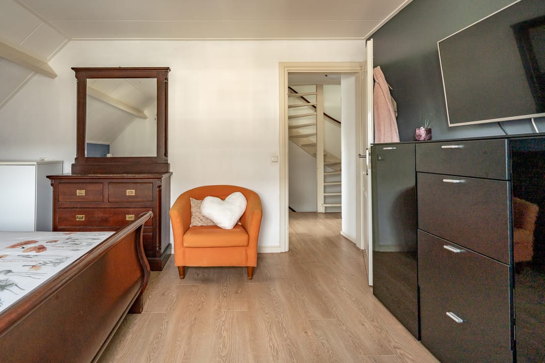 Foto 23 van J.E.S. Holthausstraat 1