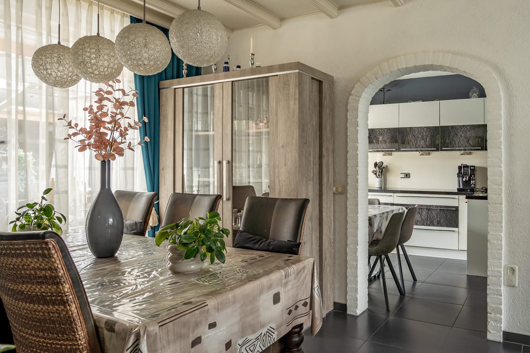 Foto 17 van J.E.S. Holthausstraat 1