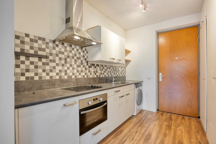 Photo 2 of Welnastraat 5