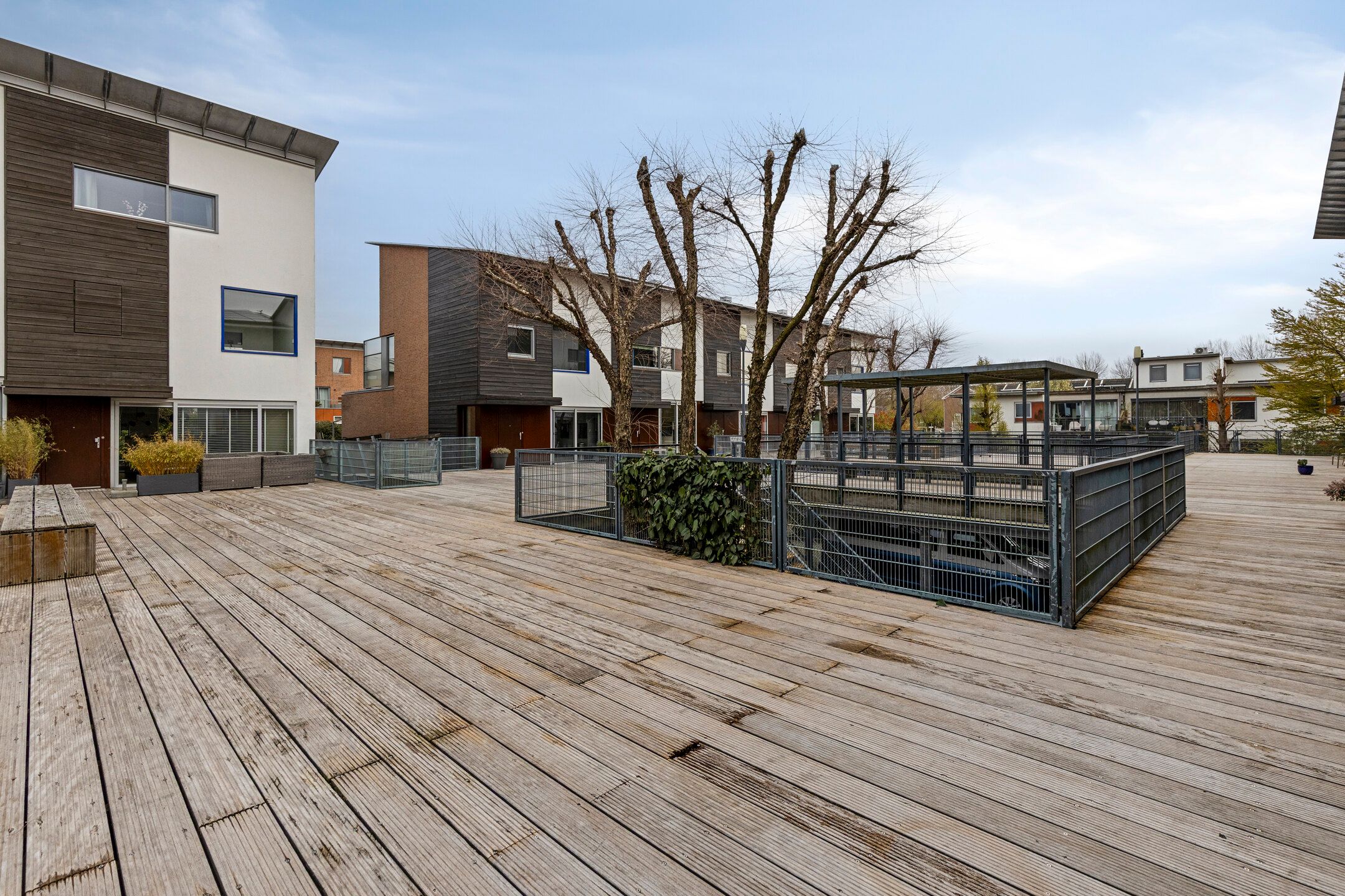 Spacious corner townhouse by the water in Rotterdam Terbregge — 29