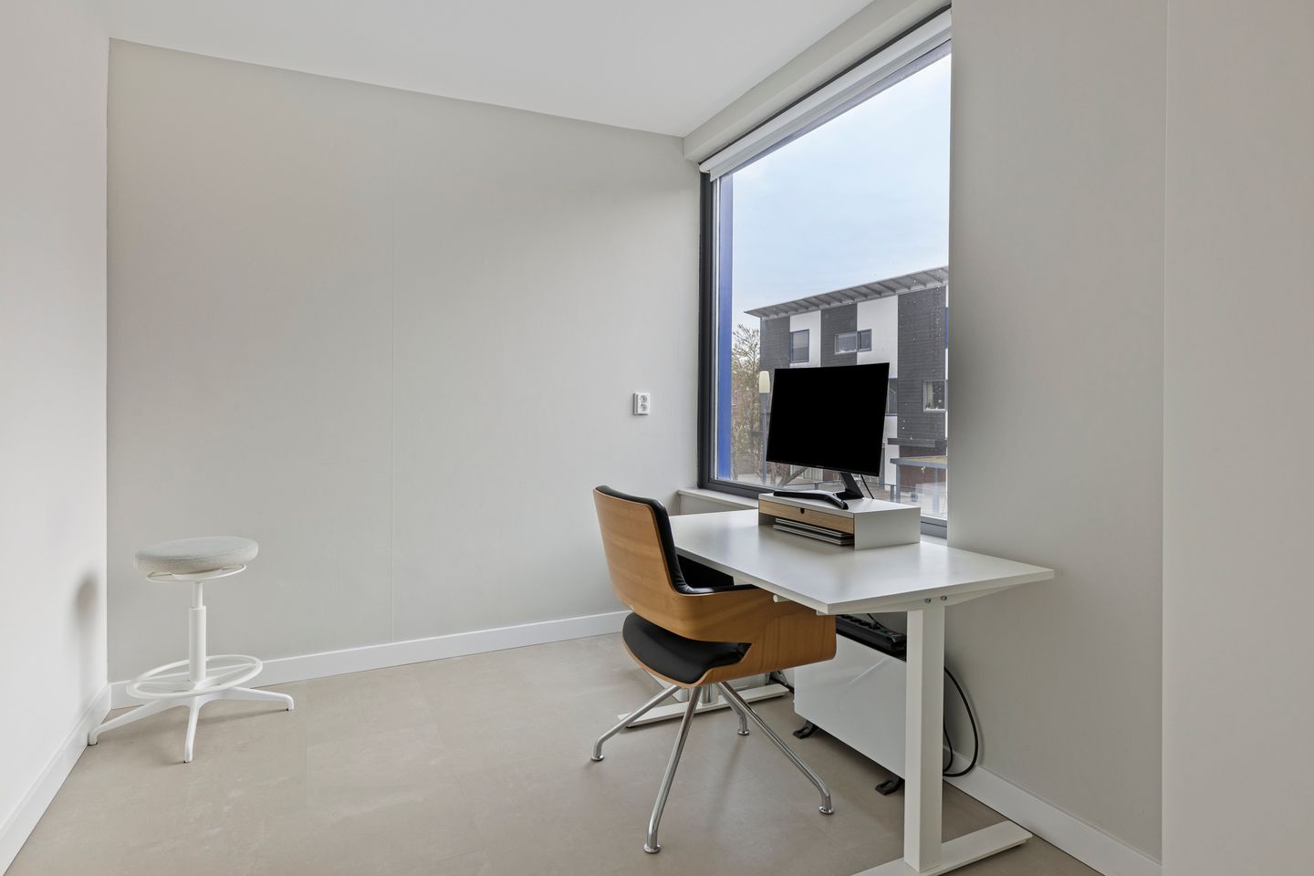 Spacious corner townhouse by the water in Rotterdam Terbregge — 13