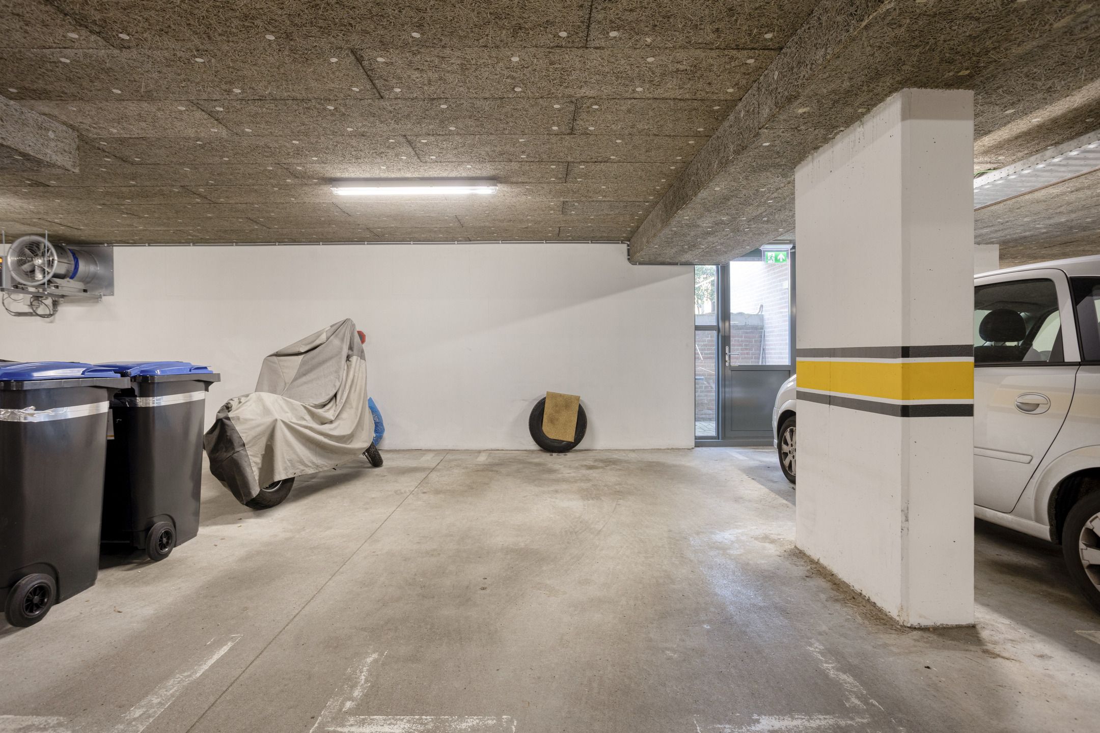 Foto 33 van Burgemeester Mazairaclaan 15